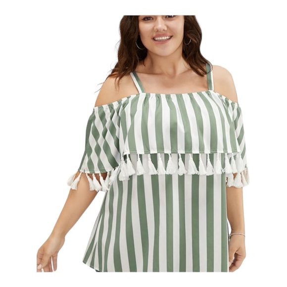 SOLD Bloomchic Women's Size 18-20 Green & White Striped Cold Shoulder Top - Picture 2 of 11